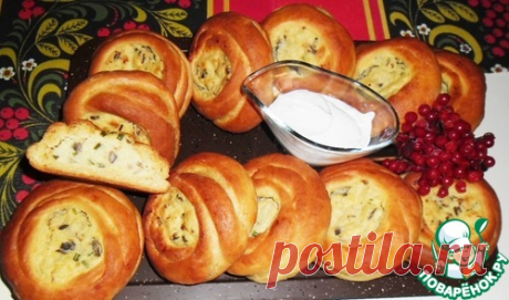 Ватрушки с картофелем и грибами – кулинарный рецепт