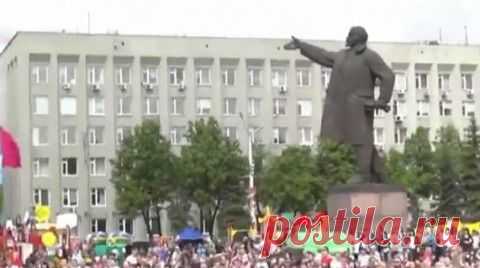 Ответ из России на кричалку " Кто не скачет тот москаль" | Новости, события, факты