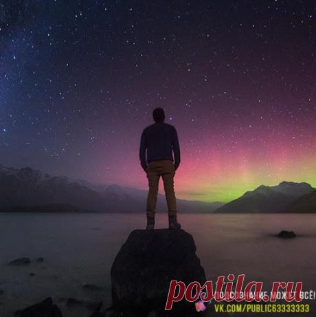 Мы в буквальном смысле боимся самих себя — тех, кто мы есть на самом деле. Мы боимся собственного потенциала, боимся собственного величия, боимся быть теми, кем можем. Мы боимся встать, распрямиться в полный рост и позволить себе взять всё от этого мира. Это большая ответственность, а большинство людей не готовы брать её на себя. Ответственность жить бесстрашной жизнью и менять этот мир. Именно из-за этого люди предают своё величие, предают сами себя. 

 Робин Шарма