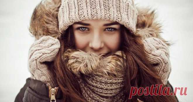 Модные вязаные шапки 2018 года: модные тенденции, фото, новинки Предстоящий сезон холодов не за горами, поэтому модницы с интересом рассматривают в журналах и на сайтах новые или видоизмененные знакомые модели модных вя