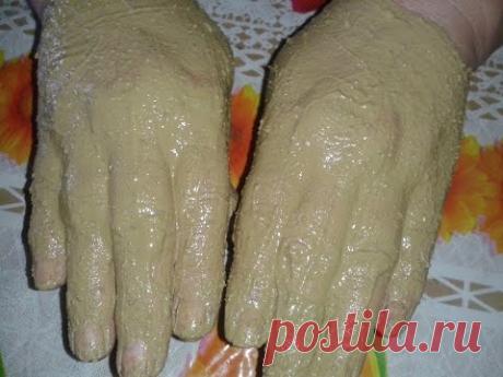 маска для отбеливания и увлажнения кожи рук