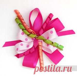 Заколки, банты для волос своими руками для девочек / Цветы из ткани, крючком, своими руками, мастер классы. Канзаши / КлуКлу. Рукоделие - бисероплетение, квиллинг, вышивка крестом, вязание