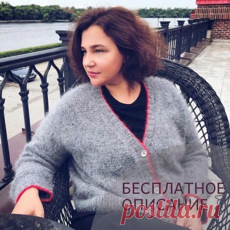 Планка для кардигана от автора teplovers

Вяжем красивую планку кардигана
Уровень - продвинутый, но с подсказками справится и упорный новичок
1. По кромочному краю набираем нужное количество петель и параллельно бросовой нитью обвиваем рабочую нить после каждой набранной петли (видио 1) в карусели
2. Провязываем 4 ряда лицевыми петлями. Откладываем лицевую сторону, рабочую нить не обрезаем. Переворачиваем на обратную сторону.
3. По изнаночному краю на другие спицы набираем...