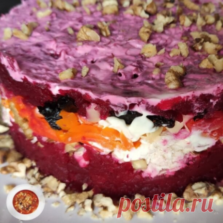 1.    Очень вкусный пирог!
2.     Эконом блюдо из картофеля, которым можно накормить большую семью
3.    Caлaт из cвёклы «Гeнepaл». Возьмите на заметку!
4.    Украшение праздничного стола - салат Чингисхан. 
5.     Салат Тигриная лапка
6.    Пирожки-кексы
7.   Необычный вариант панкейков 
8.    Торт «Черный лес» с вишней и шоколадным кремом. 
9.   Шоколадно-творожный пирог - Блестящий!
10.    Торт "минутка" без выпечки.
11.   Кофейный пирог "Из того, что есть в холодильник...