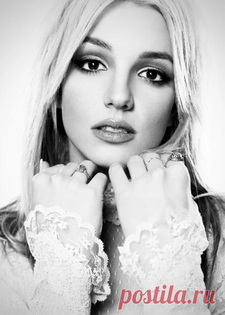 Бритни Спирс, фотосессия 2002 года