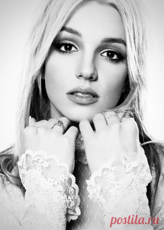 Бритни Спирс, фотосессия 2002 года