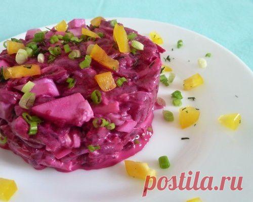 Салат из свеклы с чесноком и сыром