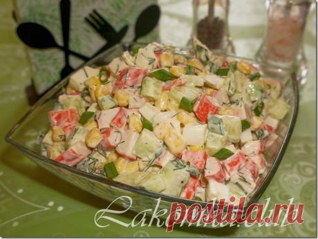 Самый простой салат из крабовых палочек - lakomka.club