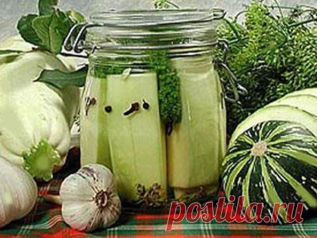 Малосольные кабачки