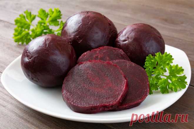 Свекла и не только: Врач назвала продукты, которые сами чистят печень - Российская газета Ответ на вопрос, как поддержать здоровье печени, особенно при приеме статинов и других препаратов, волнует многих пациентов. Об этом пишет в своем Telegram-канале кардиолог Ольга Бокерия. Она составила список продуктов, которые способствуют очищению печени и помогают наладить нормальную работу органа.