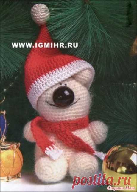 . Мишки милахи МК. В этом году залипаю на милашечных мишуток. Вяжу на подарки. Вот собрала самых понравившихся и тех, что собираюсь вязать) Может кому пригодится!  Медвежонок новогодний! Высота: 12,5 см