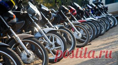 Автоэксперт Тарасов посоветовал покупать мотоциклы осенью. Руководитель мотонаправления пермского салона SAN Motors Никита Тарасов рассказал, когда лучше всего приобретать технику для активного отдыха — мотоциклы, мотовездеходы, квадроциклы и питбайки. Читать далее