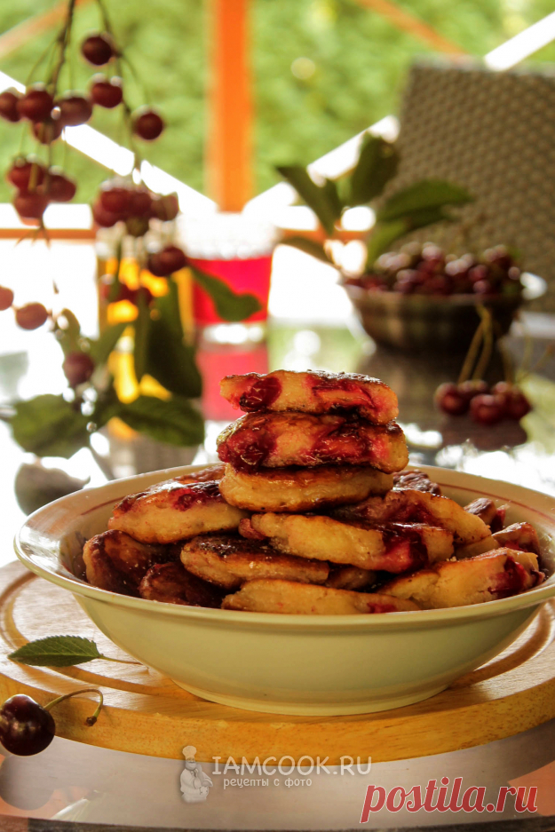 Оладьи с вишней (на молоке) — рецепт с фото пошагово