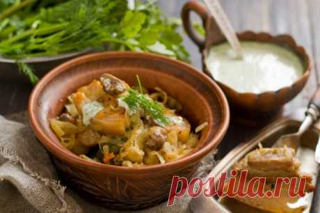 Свиная грудинка с тушеной капустой и грибами. Пошаговый рецепт с фото.