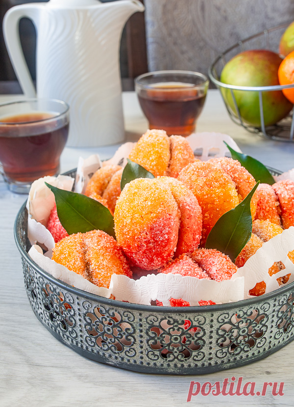 Печенье “Персики” на Вкусном Блоге То самое печенье из детства. Правда, не из моего – эти “Персики” каким-то чудом прошли мимо меня, как и печенье “Грибочки”. Тем не менее, многие мои подписчики в Инстаграм идентифицировали их как ностальгическую выпечку 🙂 Готовится это печенье относительно несложно. В плане начинок могут быть варианты. У меня это крошка…