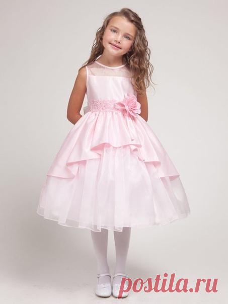 Праздничное платье.Размеры: детям от года до 14 лет.
выкройки