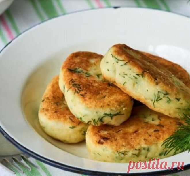 Чтобы картофельные котлеты не распадались, были пышные: 3 тонкости. Не распадаются, даже если я захочу, вкусные - за уши не оттянешь | В саду у Валентинки | Дзен