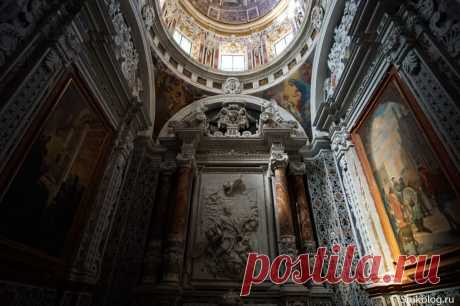 Интерьер церкви Иисуса, Палермо. Chiesa del Gesù o Casa Professa