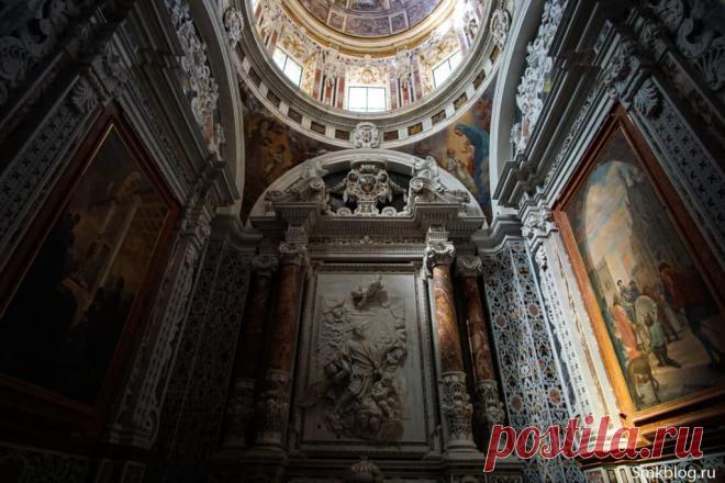 Интерьер церкви Иисуса, Палермо. Chiesa del Gesù o Casa Professa