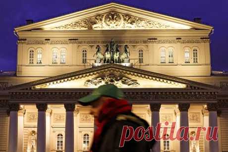 Самый известный дирижер России может возглавить Большой театр. Связано ли это со скандалом вокруг «Щелкунчика»?. В Большом театре может смениться директор. Как сообщается, нынешний глава самого известного российского театра Владимир Урин написал заявление об увольнении по собственному желанию на имя премьера Михаила Мишустина, и эта просьба была удовлетворена. На смену ему может прийти известный дирижер Валерий Гергиев.