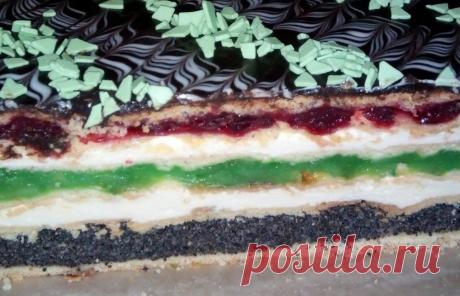 Торт "Тріо" з маком, вишнями і яблуками. Нічого смачнішого я ще не їла! | Сім’я і дім Цей торт не тільки дуже красивий у розрізі, а й смачний, ситний. Для великої гостини – те, що треба! Усім раджу приготувати – не пошкодуєте!