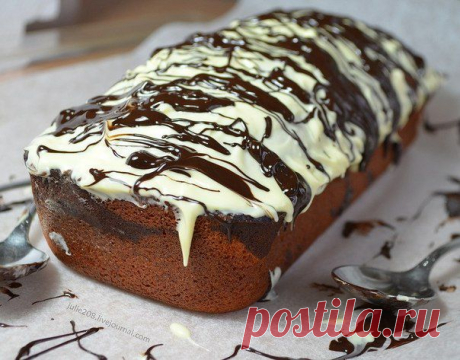 Ванильный кекс с влажной шоколадной начинкой.