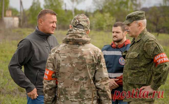 Глава Курской области назвал задачи для участников народных дружин. Вопрос с вооружением народных дружин пока не решен, сообщил губернатор Курской области. Глава Белгородской области Гладков говорил, что ищет законный способ выдавать оружие участникам теробороны
