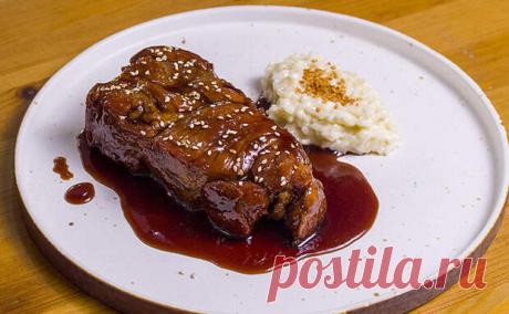 (10) Готовим жареное мясо так, что становится деликатесом и тает во рту. В конце тушим в меде прямо в сотейнике - Steak Lovers
                                             - 1 февраля
                                             - 43668562458 - Медиаплатформа МирТесен Простое жареное мясо можно легко приготовить так, что оно станет деликатесом и будет таять во рту. Сам рецепт повторить просто и на обычной кухне: вся тонкость вкуса в последнем этапе, когда мясо тушится в ме...