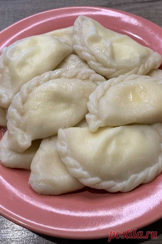 Сладкие вареники с творогом