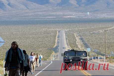 США опровергли подготовку к подземным ядерным испытаниям в Неваде. США не ведут никакой подготовки к подземным ядерным испытаниям на полигоне в штате Невада. Об этом заявила глава Национального управления ядерной безопасности при Минэнерго страны Джилл Хруби. При этом она подтвердила сообщения, что власти используют полигон для различных экспериментов с химическими взрывами.