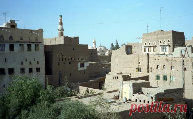 США и Британия нанесли удар по городу на севере Йемена. США и Великобритания нанесли удар по городу Саада на северо-западе Йемена, сообщает местный телеканал Al Masirah.