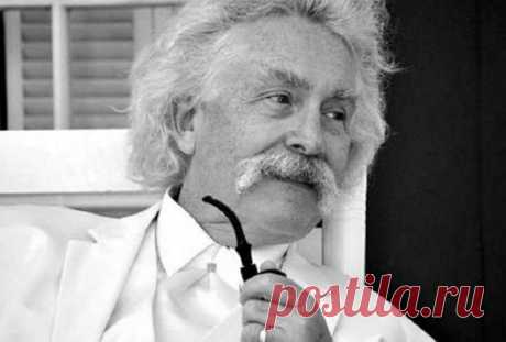 Лучше молчать и показаться дураком, чем заговорить и развеять все сомнения