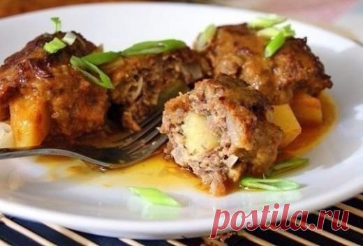 Котлеты “Экономные” (Только предупреждаю – не проглотите язык!…) Котлеты “Экономные” (Только предупреждаю – не проглотите язык!…) Ингредиенты: – 500 г фарша – 1 ст. овсяных хлопьев (мелких) – 0,5 ст. молока – 2 яйца – 1 луковица средняя – 2 зубчика чеснока – соль, перец по вкусу Текст автора: Фарш готов. Лук я порезала, для сочности. Кто не любит, можно в блендере измельчить… […]