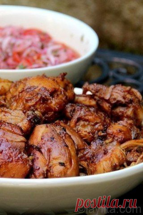 Нежная жареная курица.