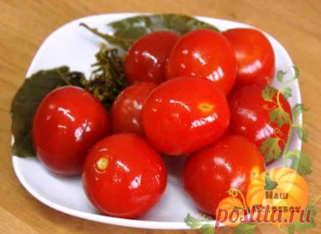 Квашеные помидоры на зиму в кастрюле, ведре и банках: вкуснятина! Предлагаю вам воспользоваться одними из моих любимых рецептов квашеных помидор, которые всегда...