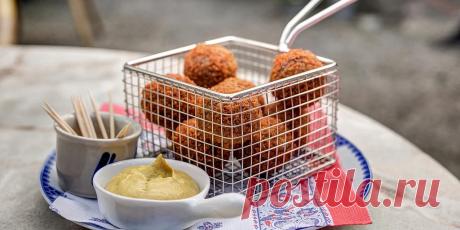 Горчица: свойства, польза и вред для организма | Lisa.ru Небольшое количество жгучего соуса делает холодец намного вкуснее. В статье поговорим, как горчица влияет на организм человека и какие бывают виды. 
