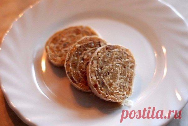 Рулетик с орехами