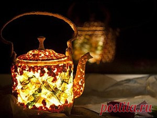 Необычный чайник-светильник из папье-маше