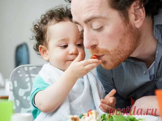 Мужчины больше не отказываются сидеть дома с детьми.