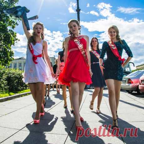💌 Выпускные альбомы, где каждая фотография олицетворяет вашего ребенка
🤩 Персональный подход 📸 Профессиональный фотограф 💖 Доступные цены
🌍 Работаем по Санкт-Петербургу и Ленинградской обл. 📞 +7(921)580-40-01