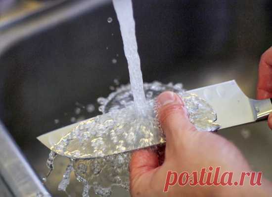 13 фактов о ножах, которые важно помнить 




Для домашнего шеф-повара вы уже вполне пристойно владеете матчастью, выучив классификацию ножей и усвоив, где их нужно хранить. Однако, подобно любой дисциплине, кулинария — это то, что мож…