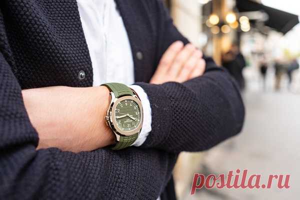 Swiss luxury watches are renowned for their unsurpassed quality, ideal design and fidelity. They are the personalization of craftsmanship and vogue. So, such a watch acquiring features a perfect investment in superior quality and stylishness. Let’s get acquainted the strong sides of Swiss splendid watches shopping from Watches World, authoritative online retailer proposing a big selection of premium watches.