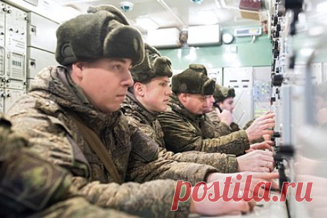 В Белгородской области сработала система ПВО. В Белгородской области сработала система противовоздушной обороны (ПВО). Об этом сообщил губернатор российского приграничного региона Вячеслав Гладков. «В Грайворонском городском округе сработала наша система ПВО — сбито несколько воздушных целей на подлете к поселку Горьковский», — пояснил он.