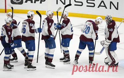 Определились все пары первого раунда плей-офф НХЛ. Лучшим бомбардиром, снайпером и ассистентом регулярного чемпионата стал канадский нападающий "Эдмонтона" Коннор Макдэвид