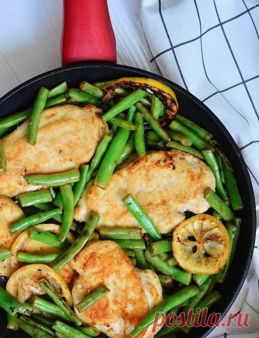 ​Медово-лимонная курица со спаржевой фасолью