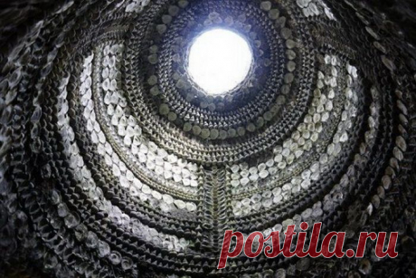 Грот ракушек (Shell Grotto) в городе Маргит – одна из самых загадочных достопримечательностей Великобритании.