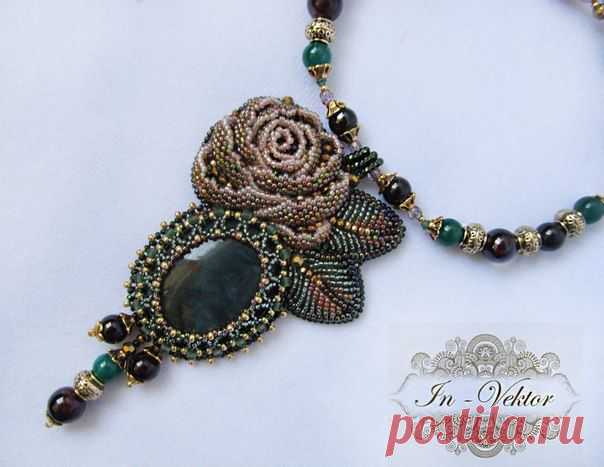 Брошь «Осенняя роза»