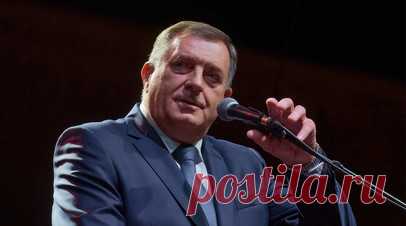 Милорад Додик назвал проведение СВО справедливым. Президент Республики Сербской Милорад Додик назвал справедливым и оправданным проведение специальной военной операции на Украине. Читать далее