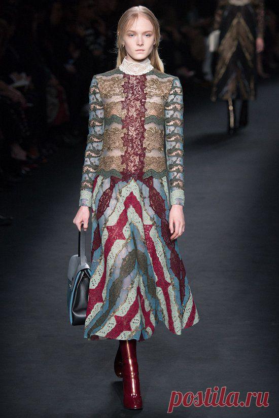 Valentino осень-зима 2015-2016