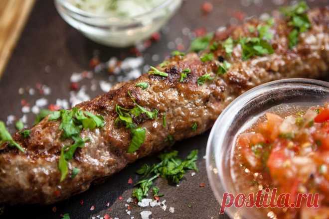 Люля кебаб из фарша свинины и говядины на мангале рецепт с фото - 1000.menu